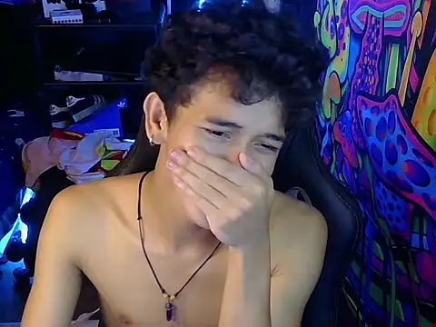 hugekenbigcock webcam
