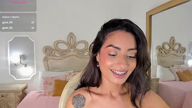 hade_miller webcam