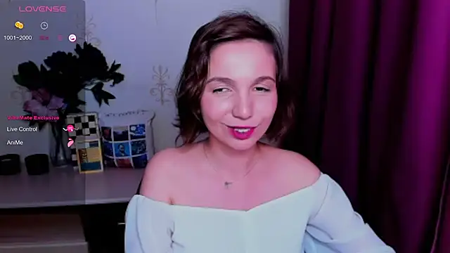 KindHazelHere_ webcam