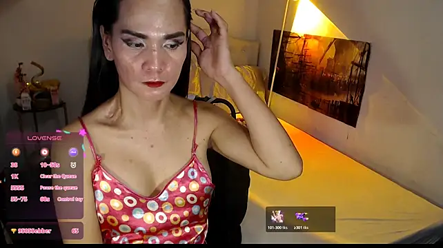 NinaDOM4CUM webcam