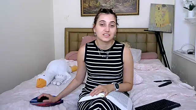 Iren live cam on StripChat
