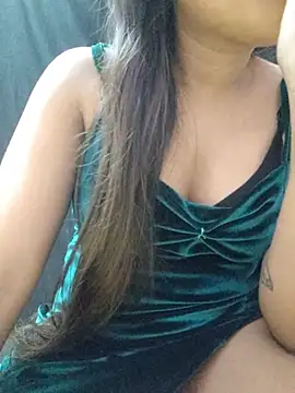 Roshni_98 webcam