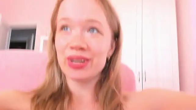 Lily_Young webcam