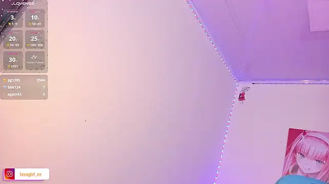 Julieta_Shelby webcam
