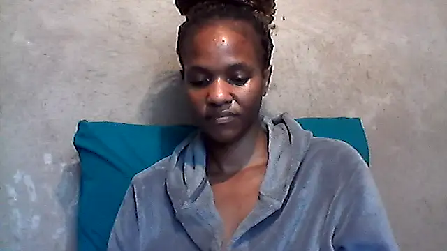 sexybigass31 webcam