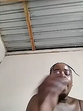 MilkyLuluAfricaa webcam