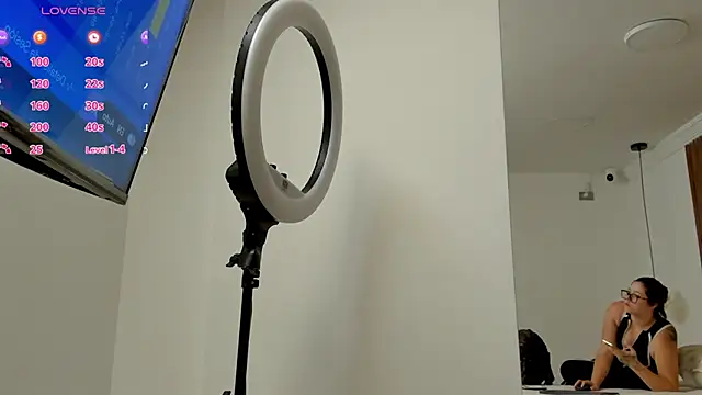 sakura_Gomez webcam