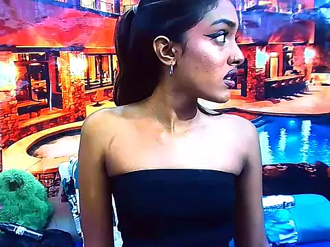 IndianPretty14u2Luv webcam