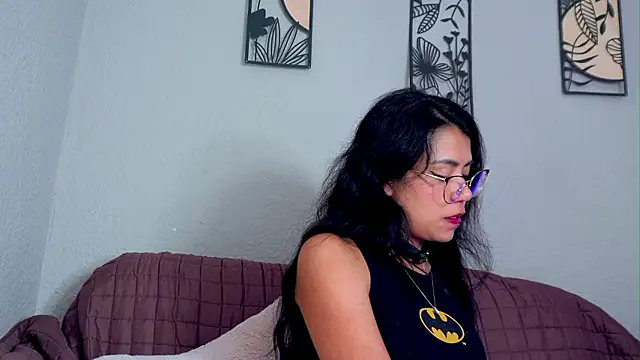 loveegirll1 webcam
