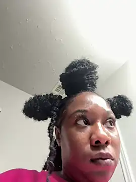 ShortcakeMochaa webcam