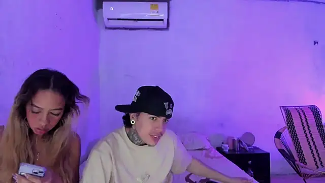 ToxicLoversX webcam