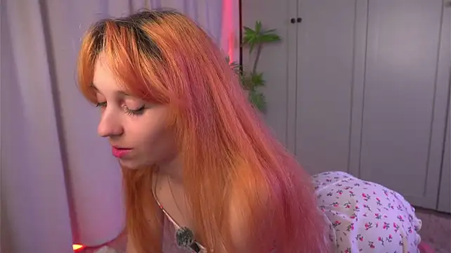 tgirlfoxy webcam