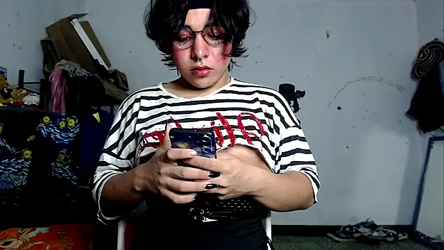 Tiff_-Styles webcam