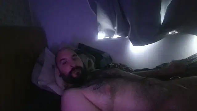 itsmeBeardyP webcam