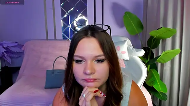 CutieChloee webcam