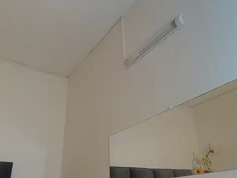 Valentine_Rose webcam
