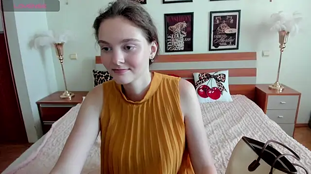 CordeliaJones webcam
