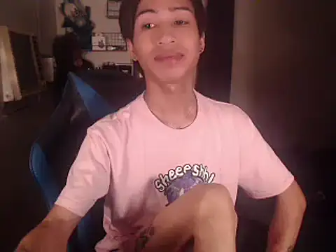 Yukino23 webcam