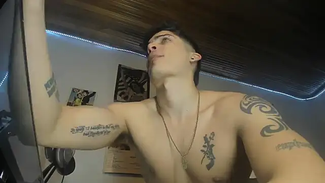 charlie_hotxxx webcam