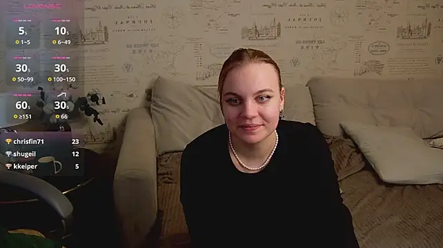 Glow_Margo webcam