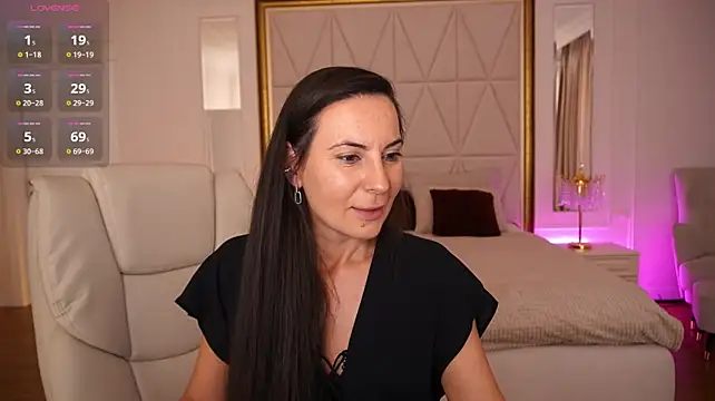 VeroniicaRosee webcam