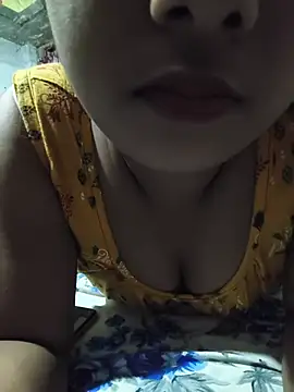Blissfull_Esha webcam