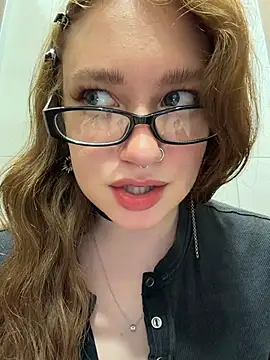lucy-joy webcam
