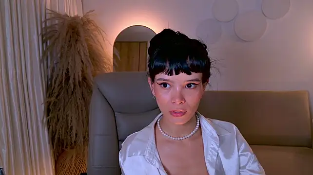 AgathaKondo_ webcam