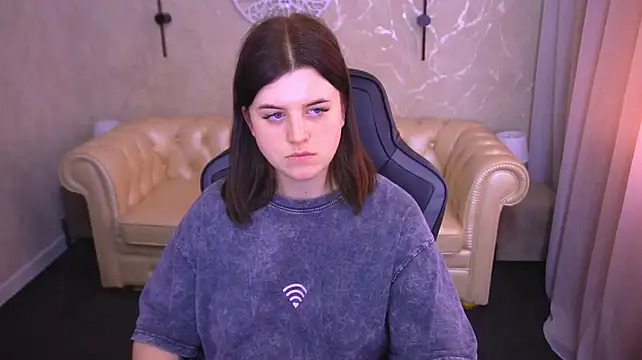 KristiFoxy webcam
