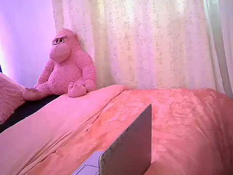 Queenb_2 webcam