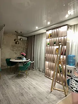 PeachCheeks_ webcam