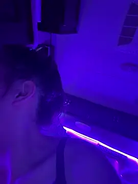 Lilactease webcam