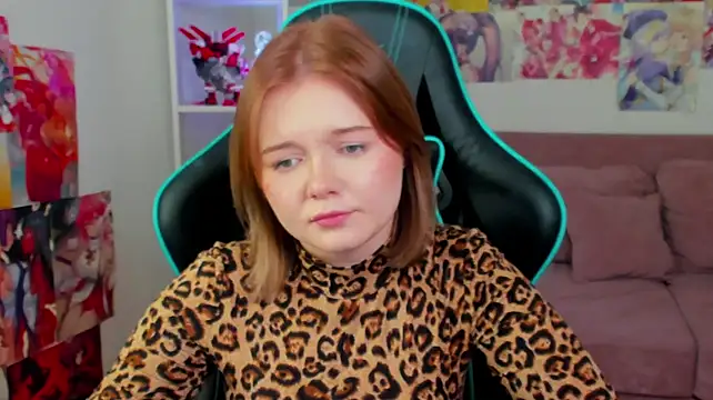 ElinaVale webcam