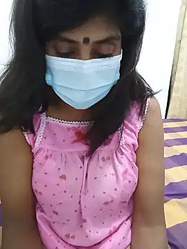 Amisha-35 webcam