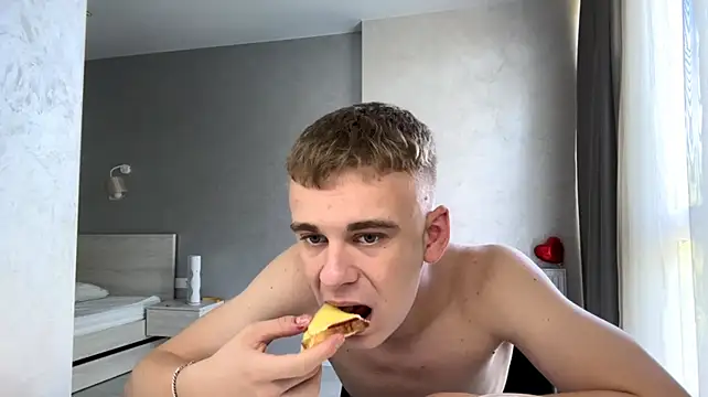 SoloFury webcam