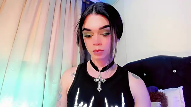 lesly_xx (T young) - sexy legs my lady🌻👑