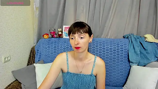 TayanaJons webcam