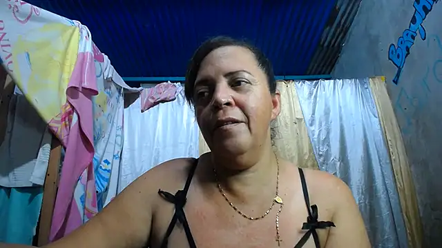 alina_maturehot