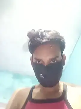 RoyalDesiCouple webcam