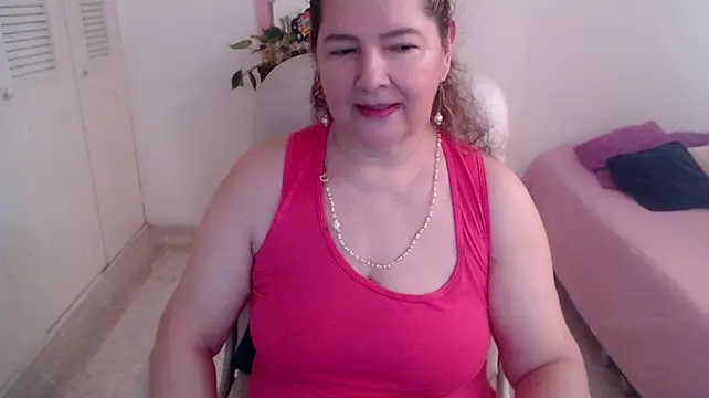leonela_69 webcam