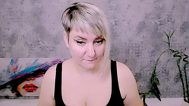 Djullia live cam on StripChat