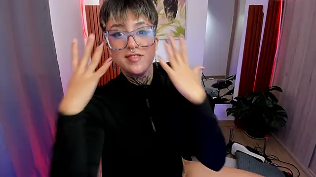 Rebeka-baker webcam