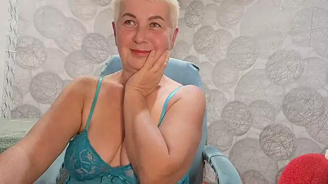 NicoleOlla