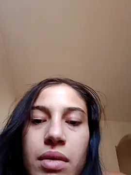Virgin_Pussy_Love webcam