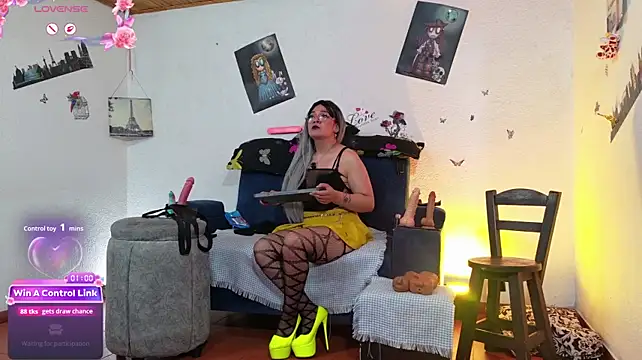 keila_j