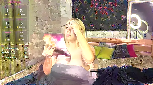 Scarlet-Loyrens live sex cam