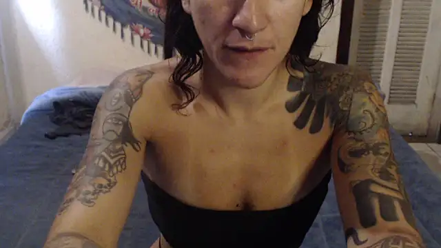 MissRebeka live cam on StripChat