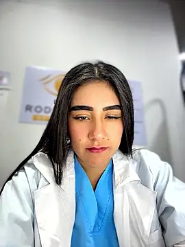 CAROLINE__07