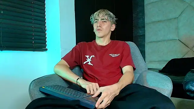 Tyler_Mcrey webcam