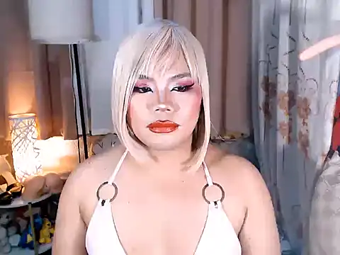 TSbrianaHugeCock live cam on StripChat